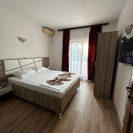 Rooms Ajllin Ulcinj Exterior photo